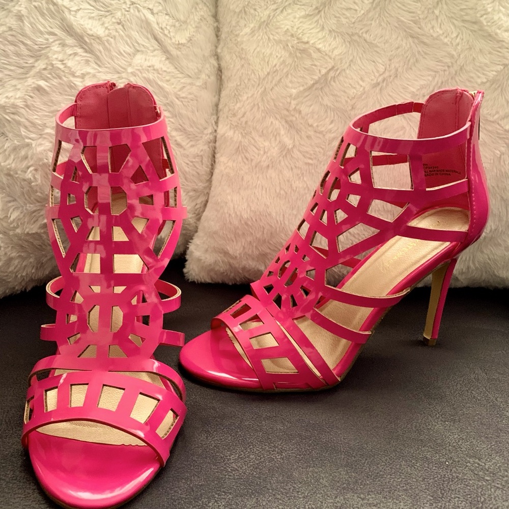 Pink Strappy Heels(9W)